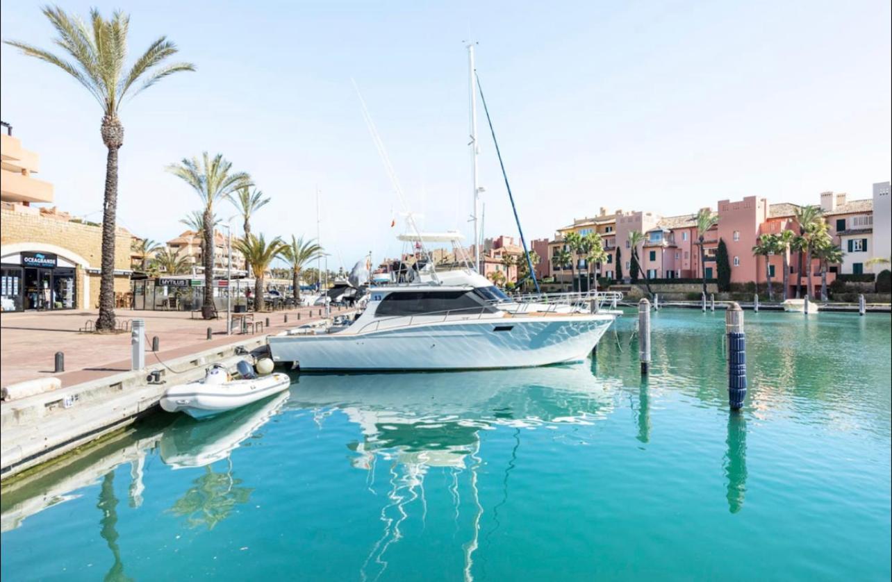 טורגואדיארו Barco Americano Sotogrande מראה חיצוני תמונה